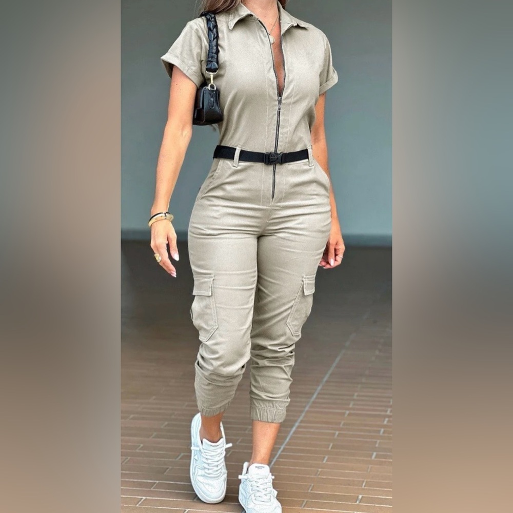 ChicMe Short Sleeve Zipper Jumpsuit Casual‎ with Belt  Small Size, Full Zip Up